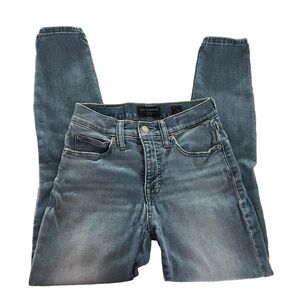 Lucky Brand Ava Light Blue Slim Fit Stretch Jeans
